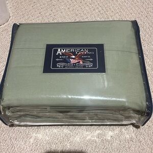 NWT - Sage King Sheet Set from American Living Home